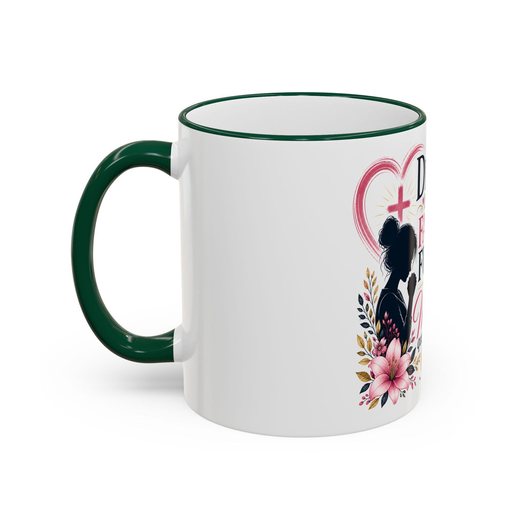 Accent Rim & Handle Mug — Spanish "Detrás de Cada Familia Fuerte Hay Una Madre Que Ora" Inspirational Coffee Mug